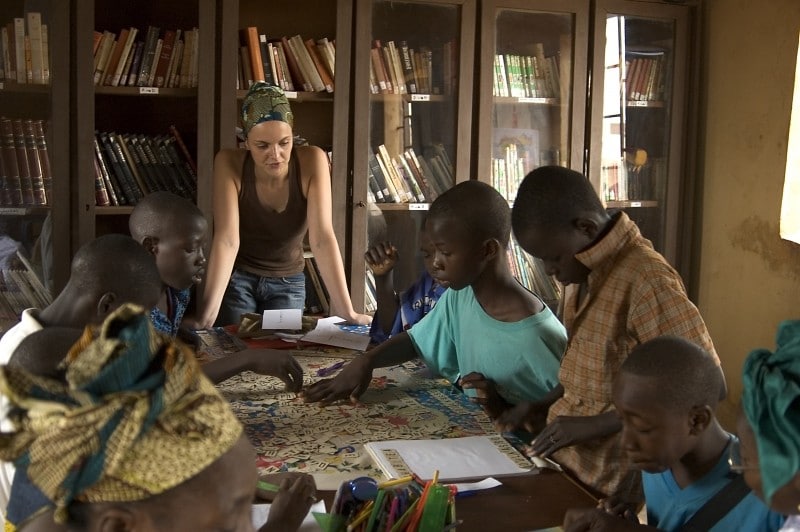 Diaporama Le congé solidaire, pour partir autrement - Soutien scolaire au Mali l Planète Urgence