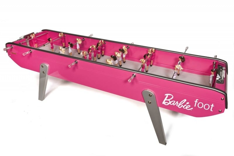 Diaporama Barbie, Goldorak et les autres - Barbie Foot | Concept de Chloé Ruchon, fabrication par la société Bonzini, avec l'aimable autorisation de la société Mattel