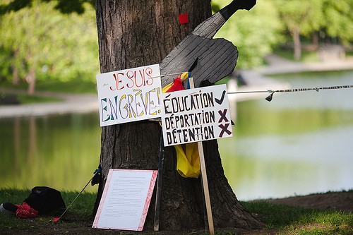 Oeuvre artistique en soutien au mouvement étudiant | FlickR_CC_ThienV