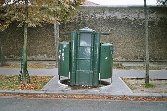 Denière vespasienne, boulevard Arago | Photo Wikipédia 