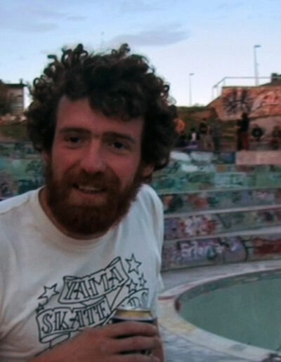 "Danger Dave", un skateur en roue libre