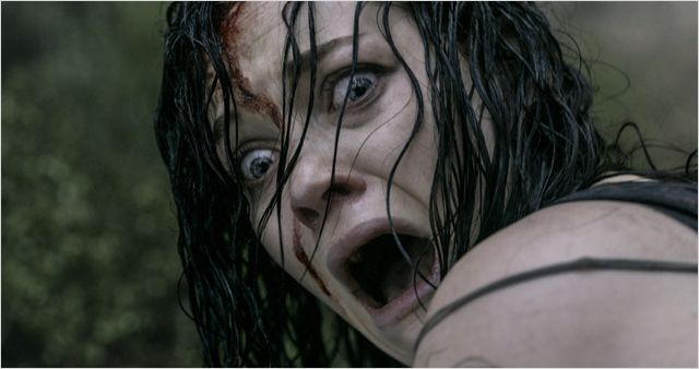 Evil Dead vs Stoker, le match hémoglobine