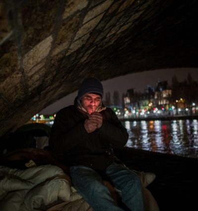 "Au bord du monde", la critique