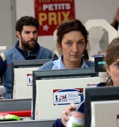"Discount", une comédie sociale où la solidarité naît de la galère