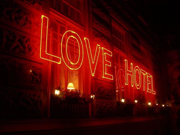 Love Hotel, ébats amoureux pimentés