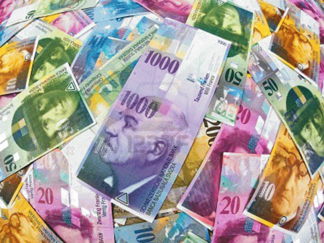 Suisse : les gros salaires bientôt abolis ?