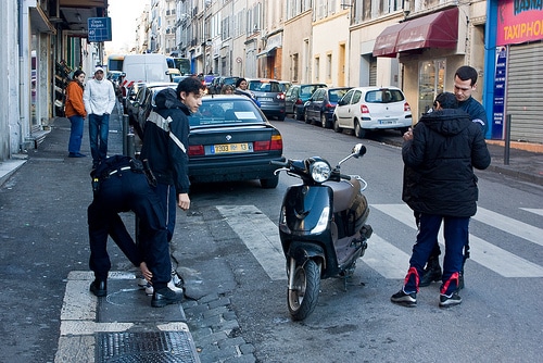 La France épinglée pour ses contrôles abusifs