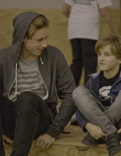 "Home", ados sous tension