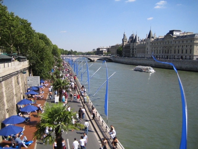 Monokini interdit sur les plages parisiennes