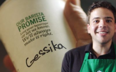 Mais pourquoi les serveurs de Starbucks écrivent toujours mal votre prénom ?