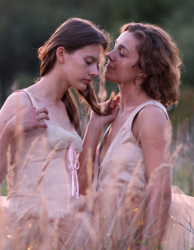 "Summer", un bel été sensuel et hypnotique
