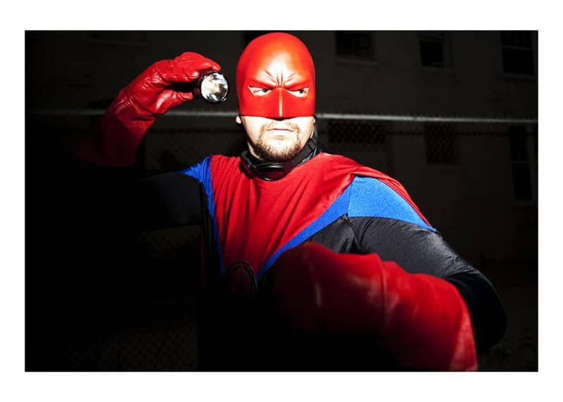 Diaporama Les "real life super heroes" et le photographe  - The Watchman | Photo Pierre-Elie de Pibrac
