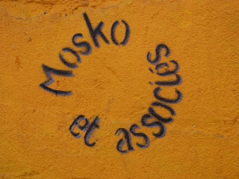 Diaporama Mosko et associés, peintres ouvriers - Signature de Mosko et associés | Photo Dorothée Duchemin
