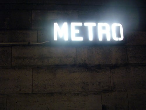 Diaporama Un objet à Paris: les édicules Guimard - De nuit l flickr_cc_Ted Drake