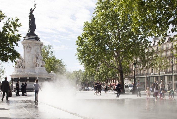 Diaporama Place de la République, la convivialité retrouvée - Le miroir d'eau, régulateur thermique... l Clément Guillaume