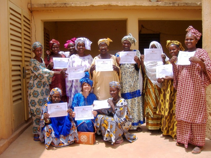 Diaporama Le congé solidaire, pour partir autrement - Remise de diplômes au Malil Planète Urgence