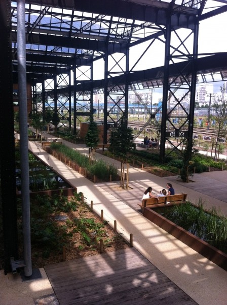 Diaporama Les écoquartiers, l’art de (ré)investir l’espace urbain - Le jardin public | Amélie Roux