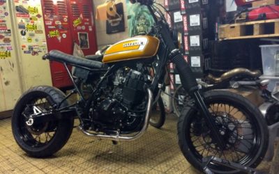 Diaporama Blitz Motorcycles, la tête dans le cambouis - Photo Dorothée Duchemin
