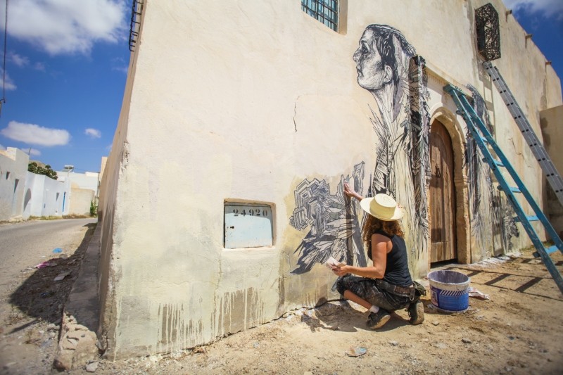 Diaporama Le street art sous le soleil de Djerba  - Swoon. | ©Aline Deschamps. Galerie Itinerrance 