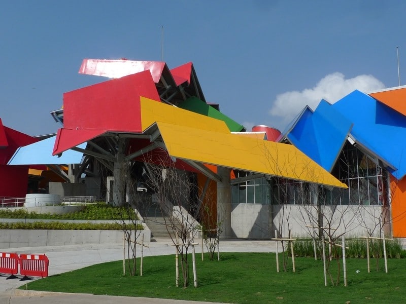 Diaporama Les courbes de Frank Gehry s'installent à Paris - Frank Gehry, Biomuseo, Panama (en cours) / © Gehry Partners LLP