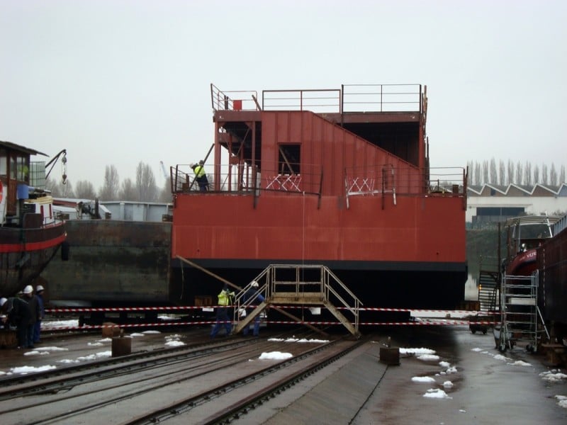 Diaporama Petit Bain se jette à l’eau - ... au chantier naval de la Haute Seine (94)... | Photo Petit Bain