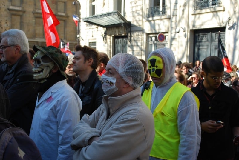 Diaporama Fukushima, réactions collatérales  - Protégés contre la contamination nucléaire | Photo Charles Vandame