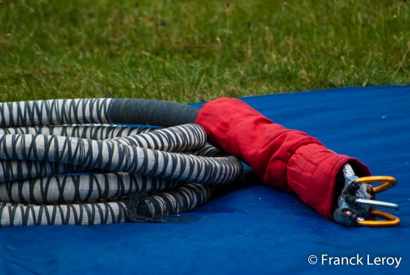 Diaporama S’envoyer en l’air, jamais sans son latex ! - Un Benjy duo ou trio (jusqu’à 200 kilos) | Photo Franck Leroy