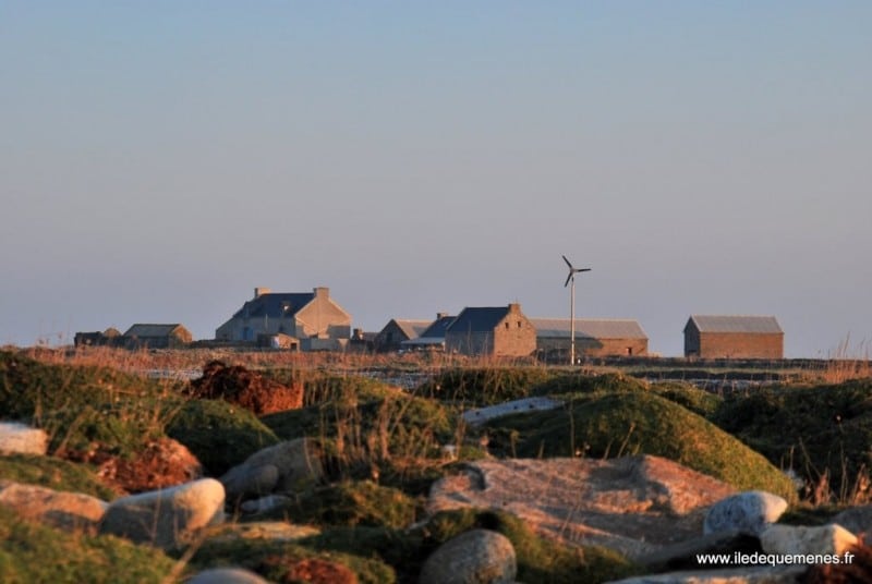 Diaporama Une île au large de l'espoir - | Photo www.iledequemenes.fr