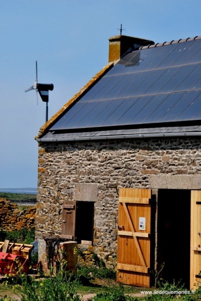 Diaporama Une île au large de l'espoir - | Photo www.iledequemenes.fr