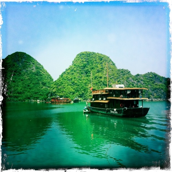 Diaporama Baie d’Ha Long et villages flottants - La jonque traditionnelle, l Amélie Roux