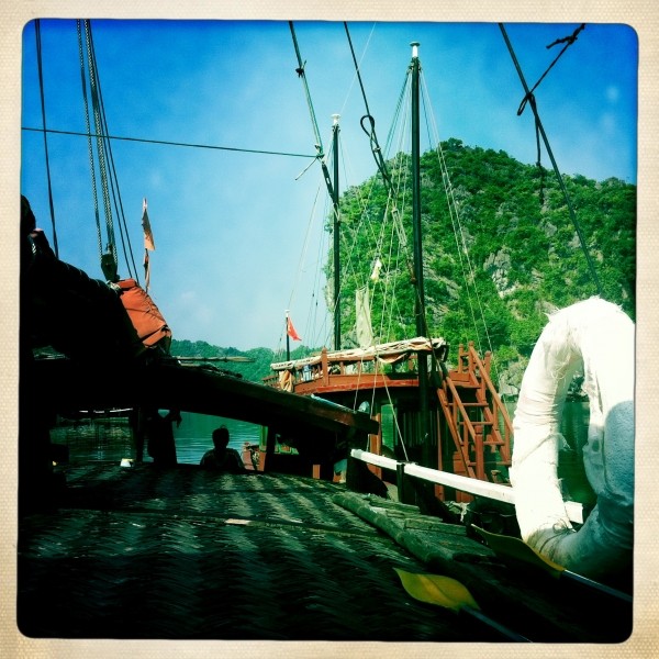 Diaporama Baie d’Ha Long et villages flottants - Sans ces célèbres voiles! l Amélie Roux