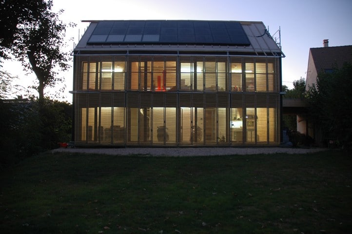 Diaporama Maison passive, le confort sans chauffage - Autour des panneaux solaires l Mischa Witzmann