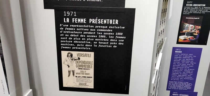 Diaporama Computer Grrrls : les geekettes contre-attaquent à la Gaîté Lyrique - La publicité aime les femmes, comme présentoirs - photo © Citazine